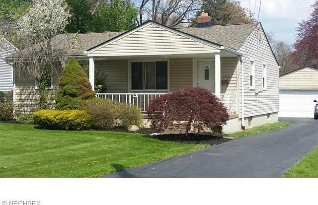 1st image of 3328 Flora Ln