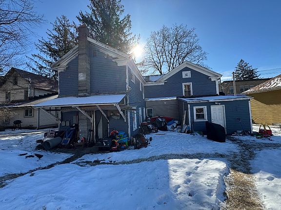 3rd image of 189 E Front St