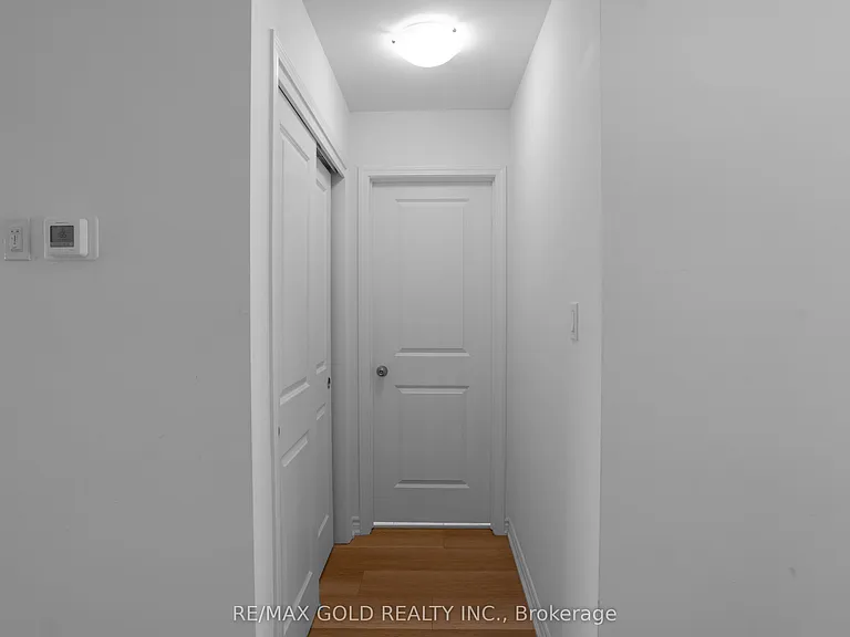 222 Pilkington St — Photo 29