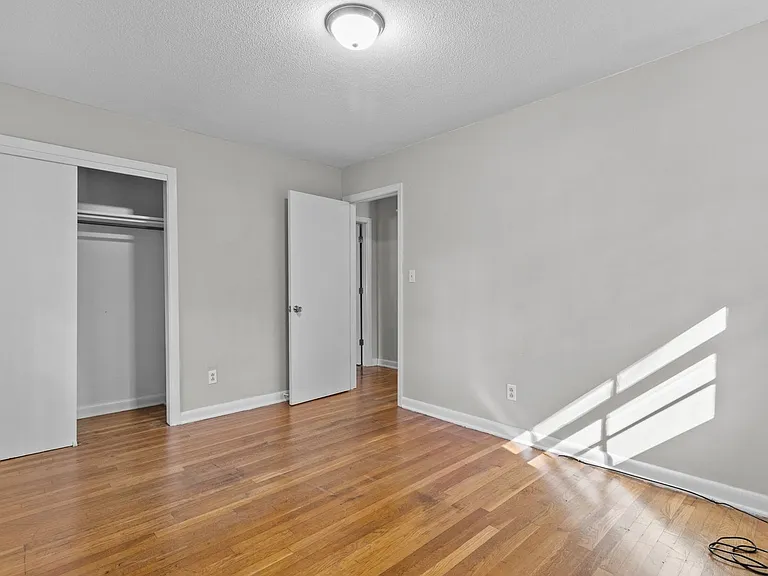 7505 Crown Ave — Photo 17