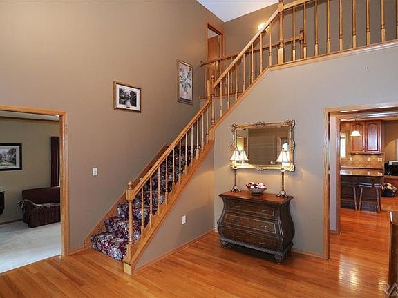 3rd image of 5016 S Elderberry Cir