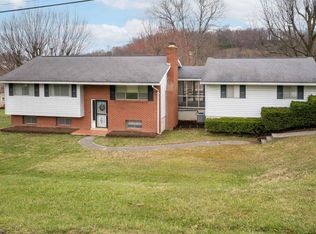 1303 E 3rd St, Morgantown, WV 26508