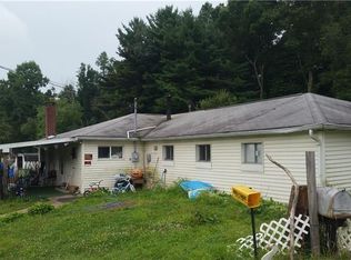 42 Old Dinner Bell Rd, Farmington, PA 15437