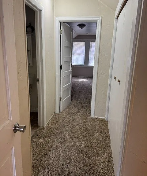 320 S 4 E — Photo 11