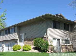 841 145th St E, Burnsville, MN 55337