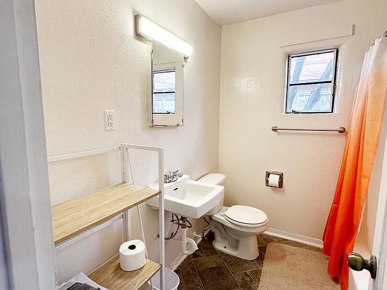 1718 Silver Ave SE #1 — Photo 10