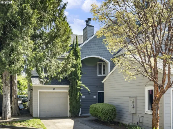 5225 Jean Rd APT 501, Lake Oswego, OR 97035