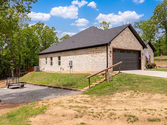 5th image of 208 Blackjack Rd