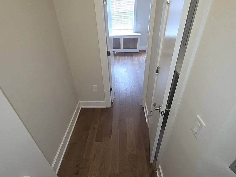 92 Tonnelle Ave #7 — Photo 5