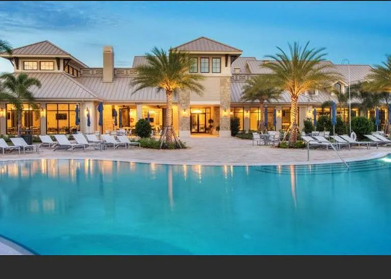 7429 Winding Cypress Dr — Photo 4