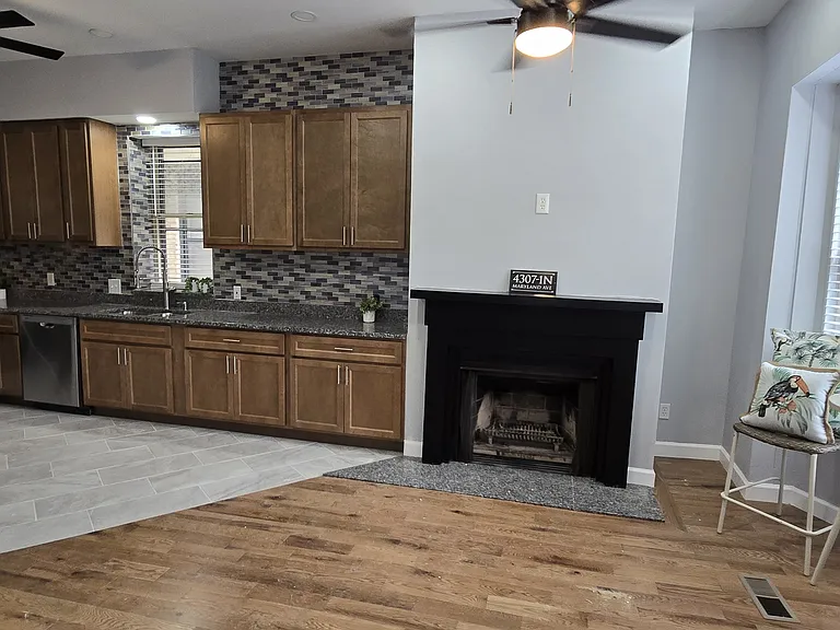 4307 Maryland Ave #1N — Photo 17