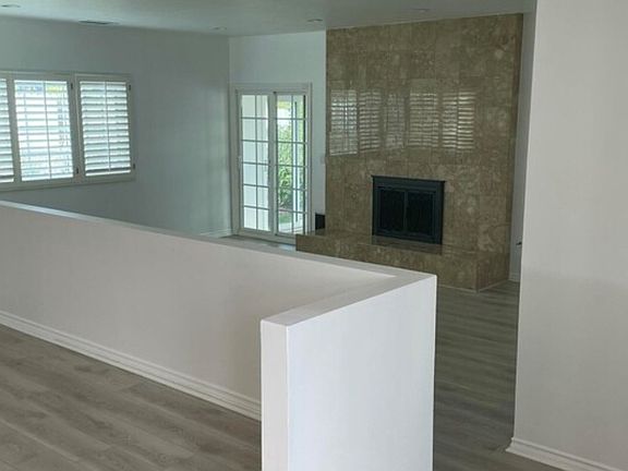 5th image of 1031 E Calle Ruiz
