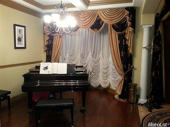 4th image of 3828 Saint Julien Way