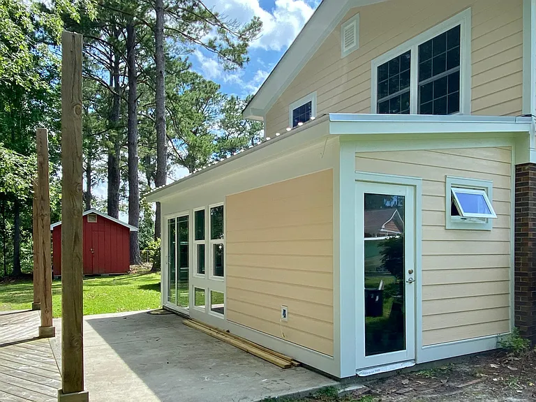 105 Mamie Ct — Photo 6
