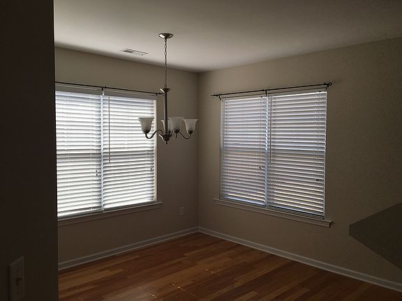 5th image of 4267 Cherry Laurel Ln SE