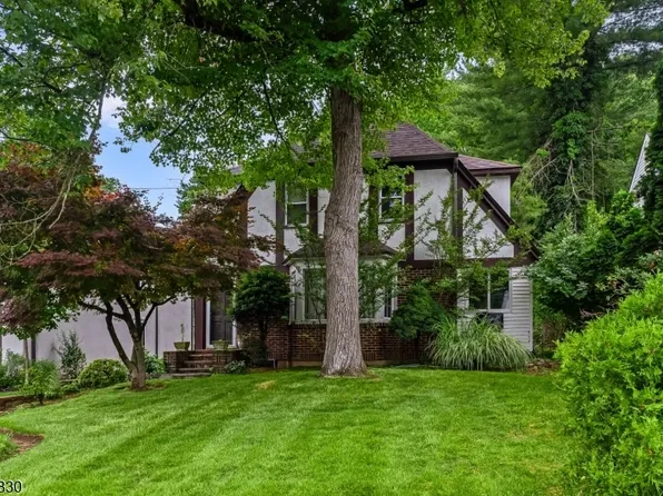 619 Maitland Ave, Teaneck Twp., NJ 07666