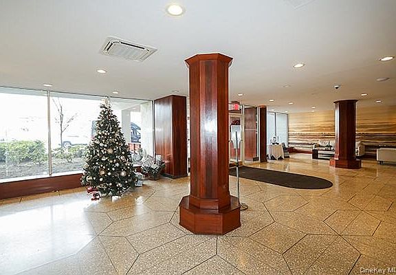 2nd image of 522 Shore Road #1D