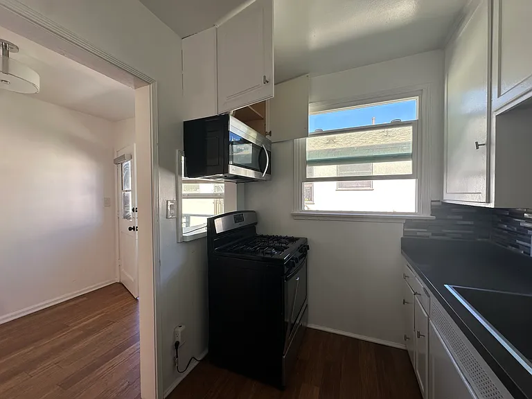 1505 Washington Ave — Photo 11