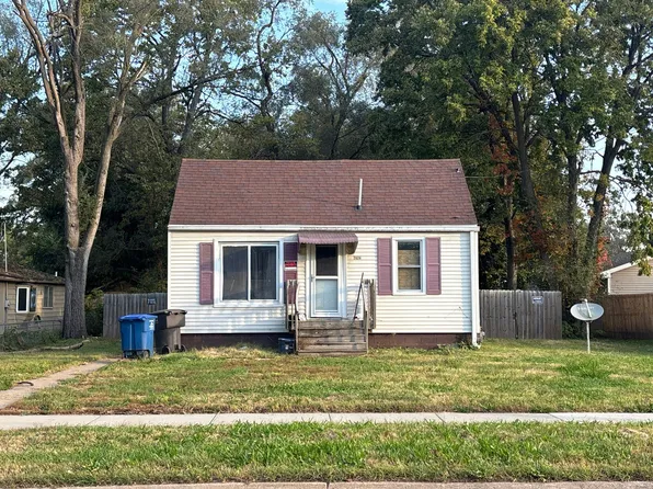 2824 Scott Ave, Des Moines, IA 50317