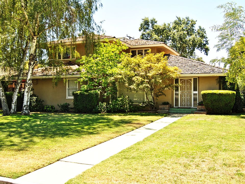 1st image of 1519 W Kaweah Ave