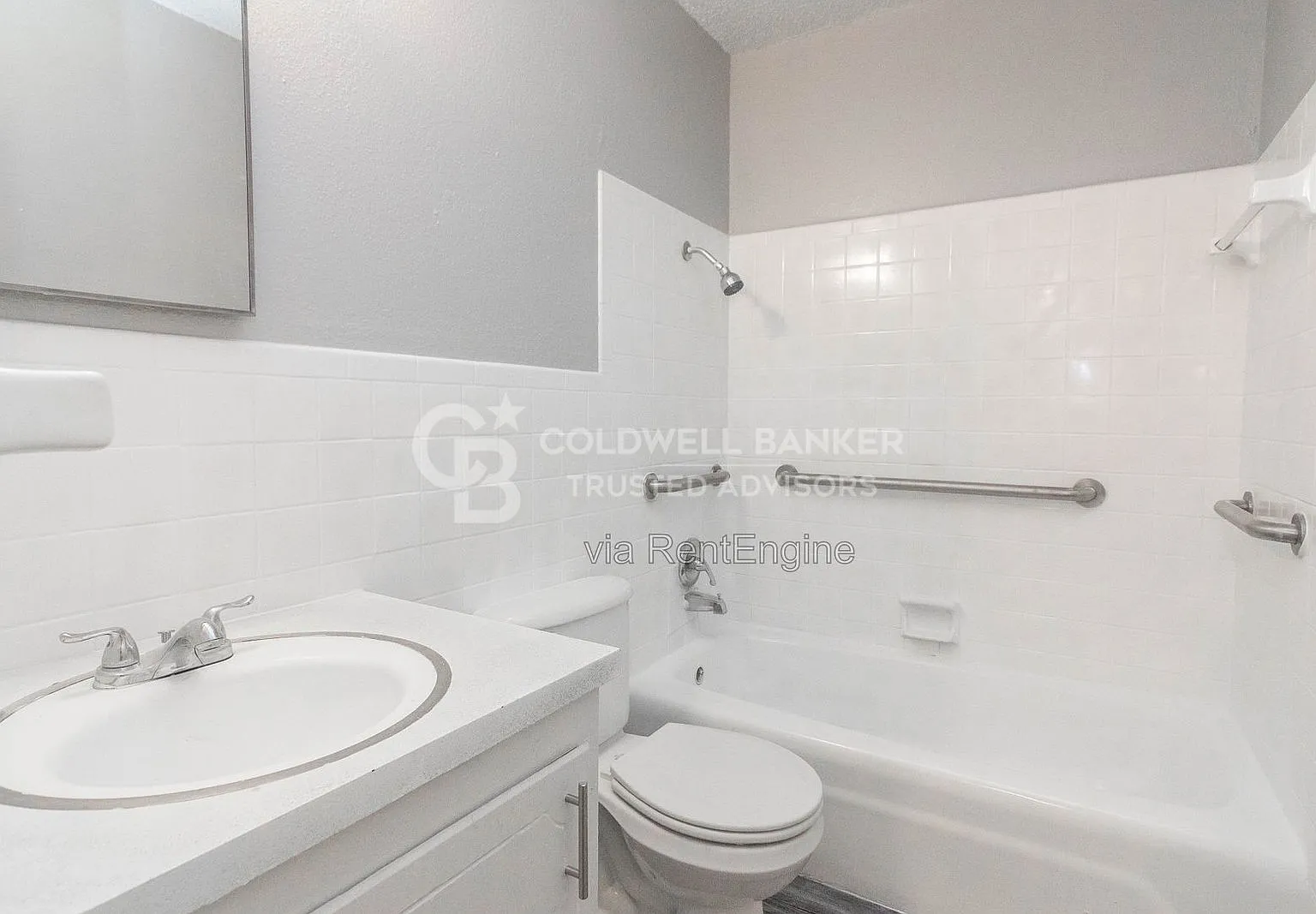 2 bed, 1.0 bath, 755 sqft, $649 — Photo 3