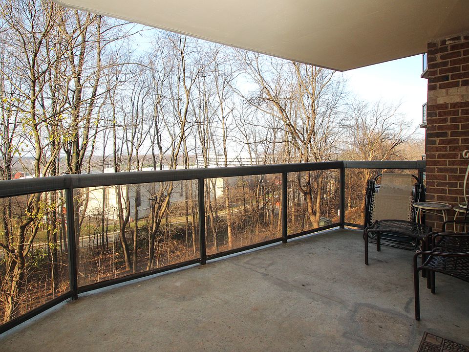 1st image of 8370 Greensboro Dr APT 120