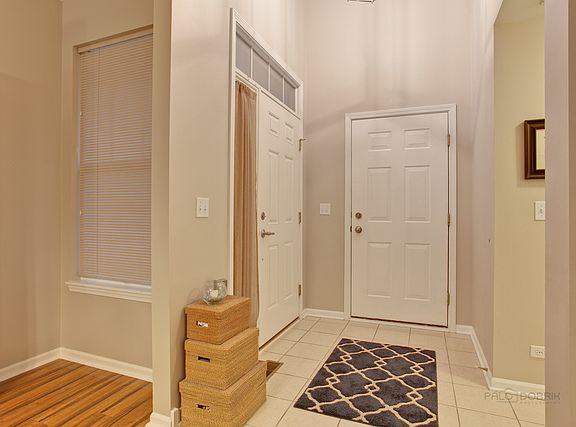2nd image of 1828 Crenshaw Cir