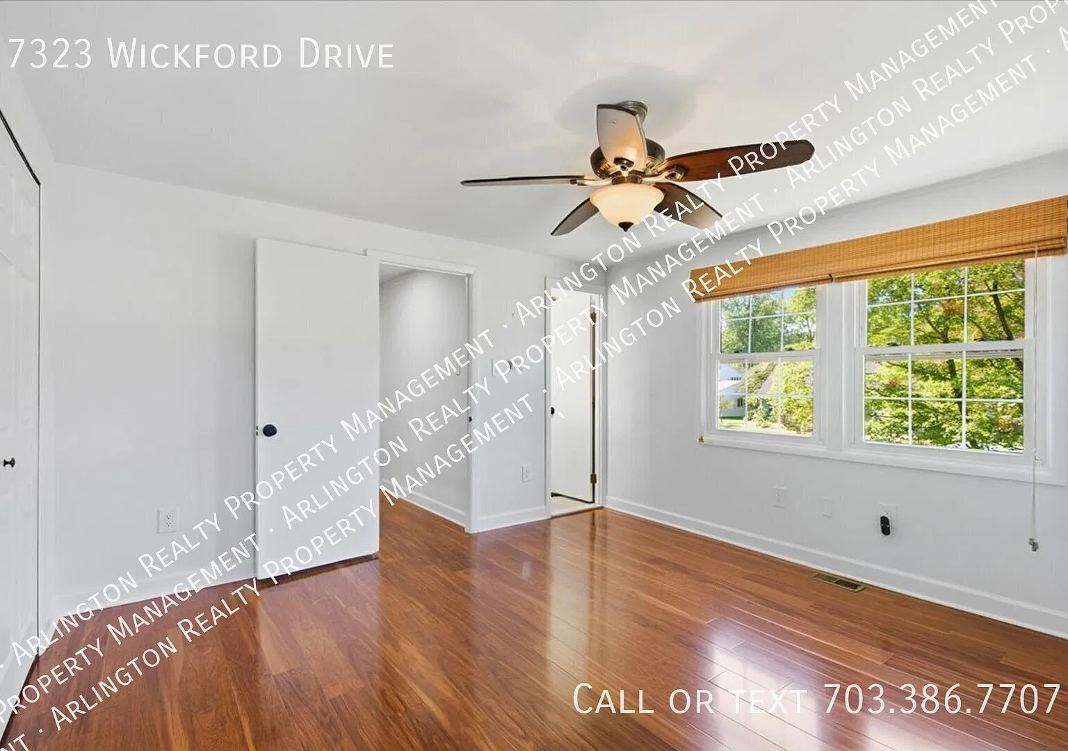 Spacious 4-Bedroom Colonial in Wickford — Photo 4