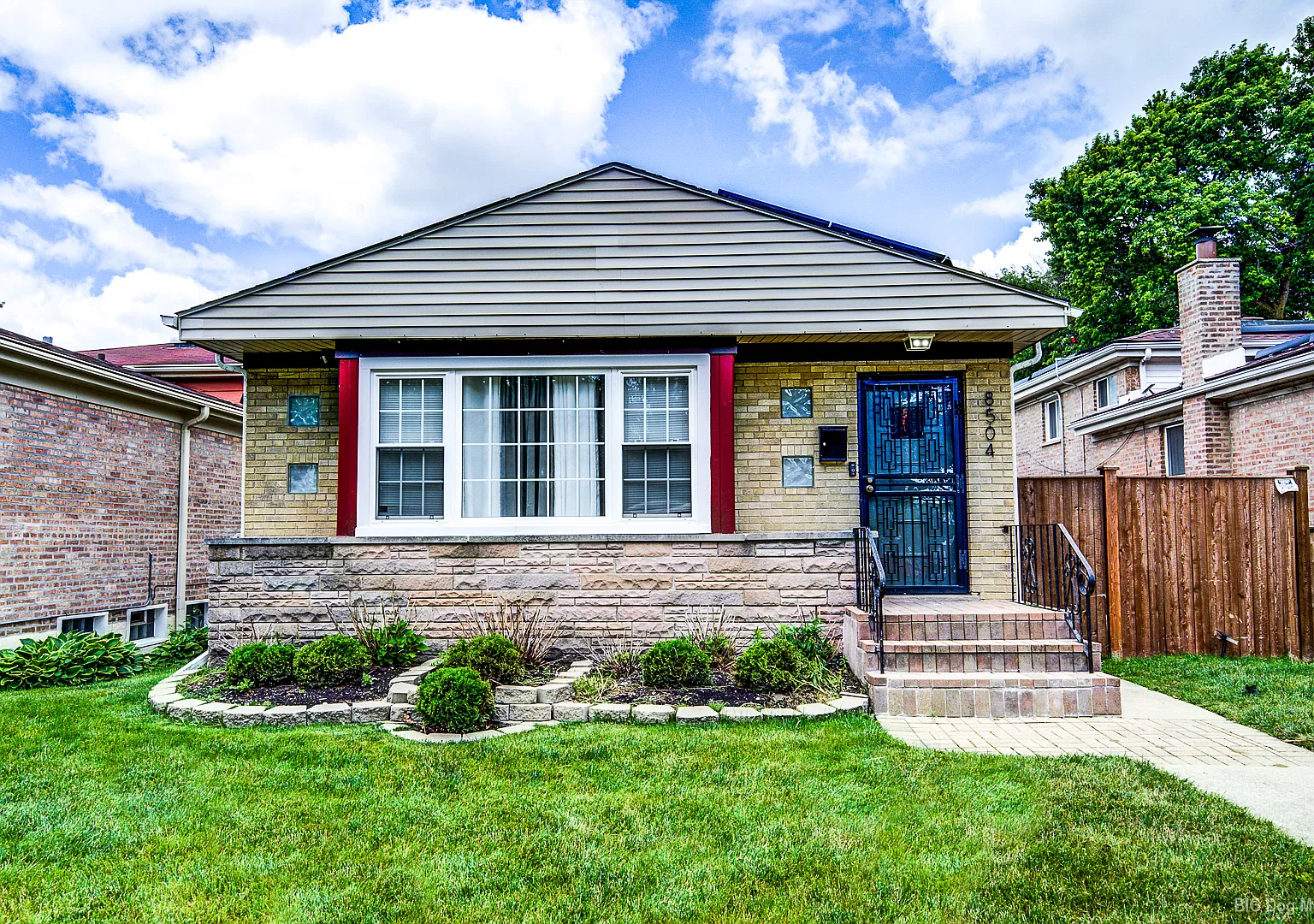 4 bed, 2100 sqft, $3,295 — Photo 1