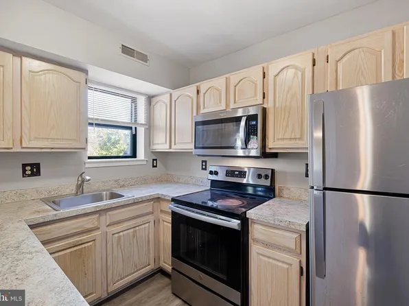 164 Paladin Dr, Wilmington, DE 19802