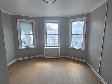 49 Norwood Ave #3 — photo 3 of 7