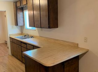 535 1/2 N Orange Ave, Modesto, CA 95350