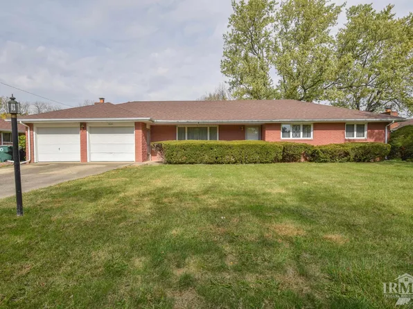 3520 W Brook Dr, Muncie, IN 47304