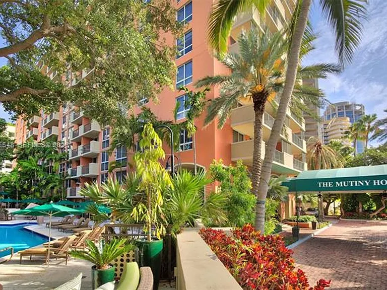 2951 S Bayshore Dr #316 — Photo 21