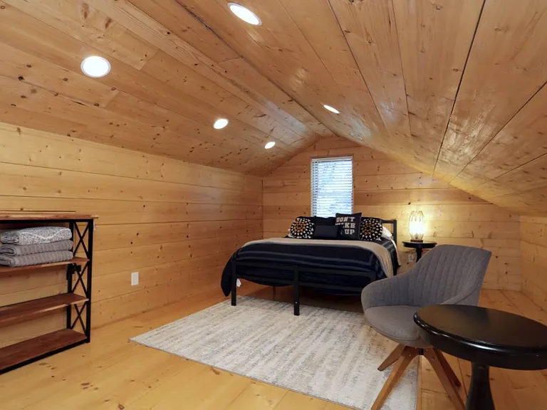 1190 Atlantic Dr NW — Photo 35