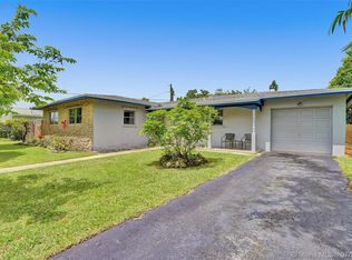 20100 SW 115th Ave, Miami, FL 33189