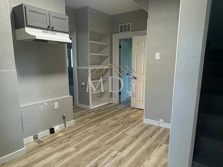 45 Beacon Ave — Photo 18