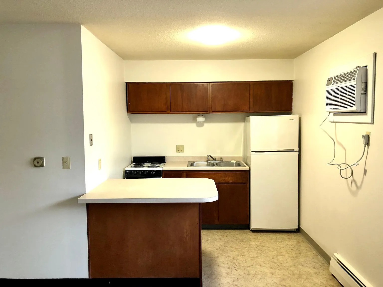 1 bed, 500 sqft, $675 — Photo 4