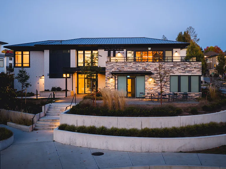 15215 Sitka Dr — Photo 15