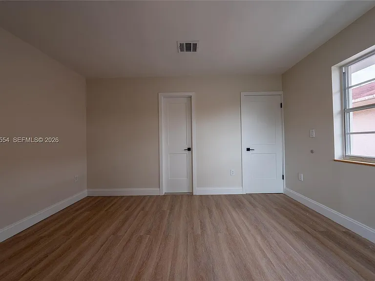 370 Flagami Blvd — Photo 29