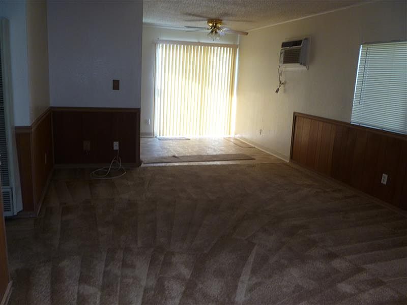 2nd image of 825 Franklin Ave APT C
