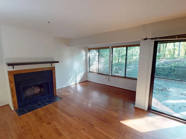 1510 Birnam Dr, Charlottesville, VA 22901