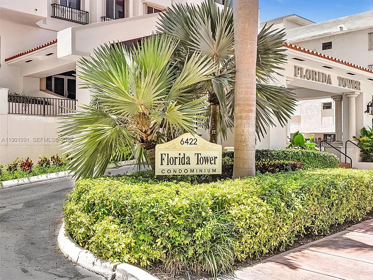 6422 Collins Ave #701 — Photo 59
