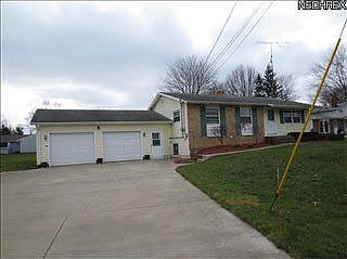 1st image of 15639 Oakdale St