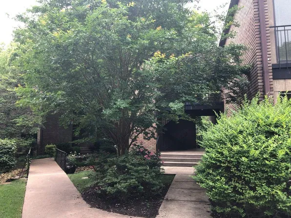 116 Harding Pl #D7, Nashville, TN 37204