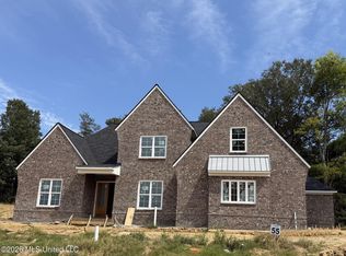 2412 Glenmore Cv, Hernando, MS 38632