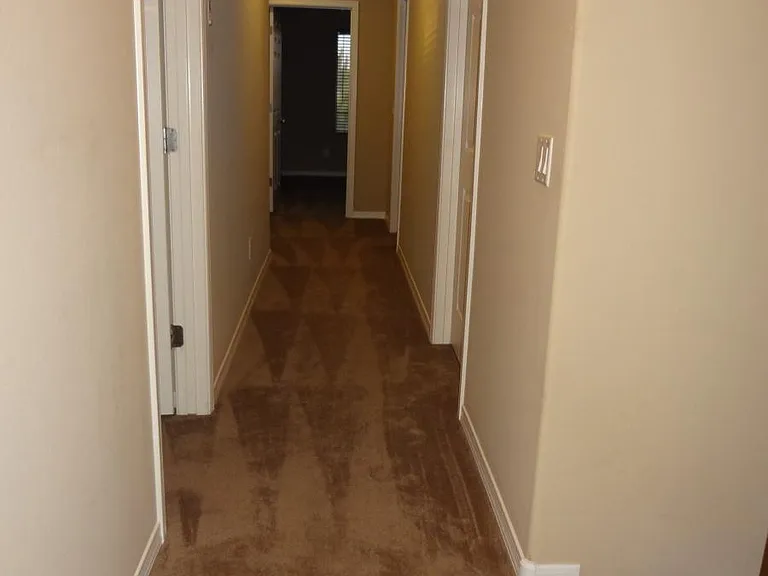 1051 S Maverick St — Photo 24
