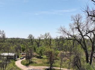 5401 Fernwood Dr, Bismarck, ND 58503