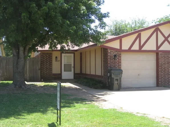 1417 Concord Dr, Norman, OK 73071