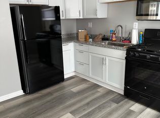 13729 Longtin St, Southgate, MI 48195